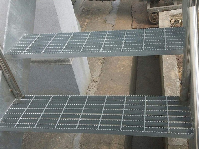 ���̤����